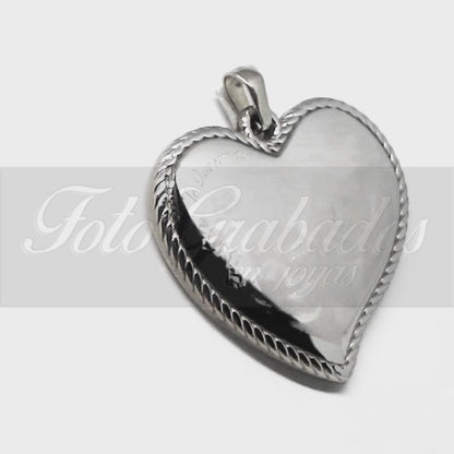 Colgante Premium corazón curvo con bode